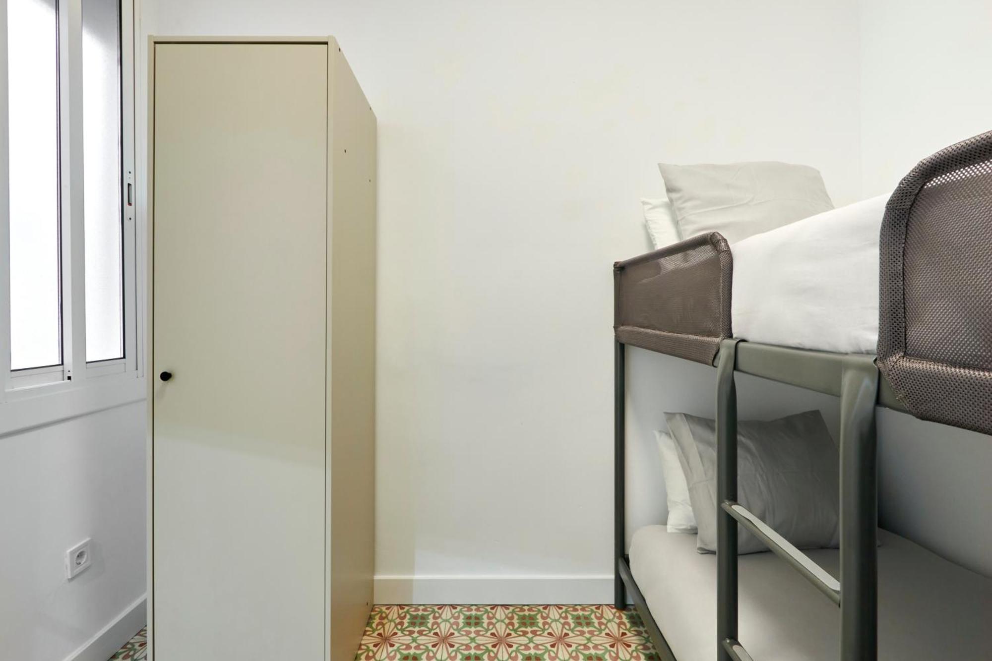 Comfortable Apartment Next To Apolo Theater Barcelona Exterior photo