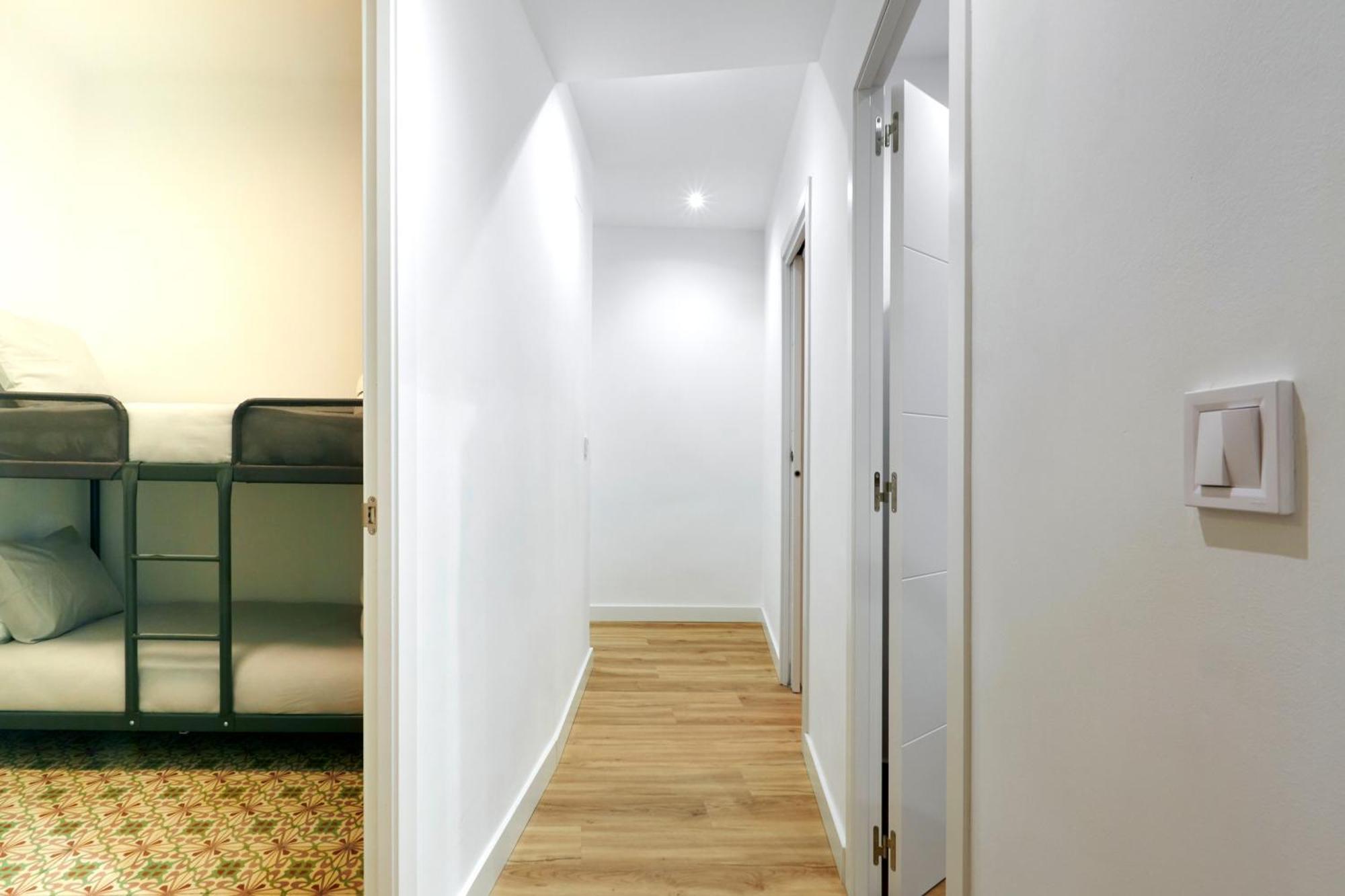 Comfortable Apartment Next To Apolo Theater Barcelona Exterior photo